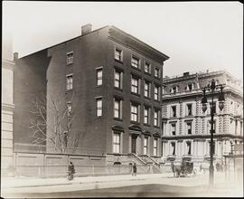 [Astor and A.T. Stewart mansions, 5th Avenue and 34th Street.]