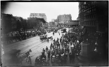 [Street Scene with City Hall.]