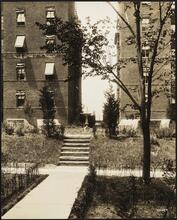 Chateau Apartments, detail of garden