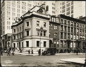 East 39th Street and Madison Avenue