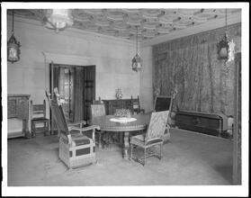 41 East 65th Street. B.B. Sloan residence, view in dining room.