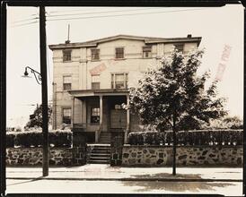 27th Avenue, no. 1422, Astoria