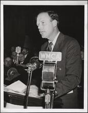 [Charles Lindbergh speaking at an America First anti-war rally at the Manhattan Center.]