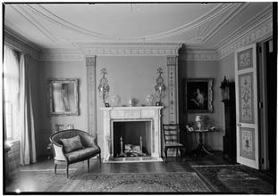 Macy Willetts [residence]. Living room to fireplace.