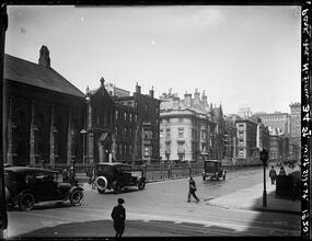 Park Avenue north from 34th Street.