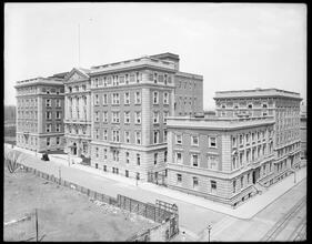 East 100th Street. Mt. Sinai Hospital.