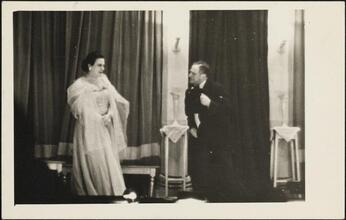 [Berta Gersten in "The Unknown".]