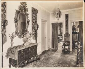 Mr. A. M. Pentz's Apartment - 1000 Park Avenue. N.Y.City. Entrance hall