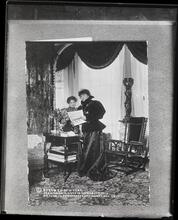 [Sarah Bernhardt, 1896.]