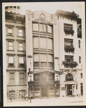 Building, Larimore & Co. (Chemists).