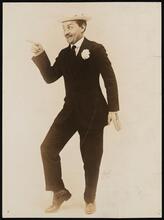[Ernest Truex as Mr. Eddie Kettle in "Very Good Eddie".]