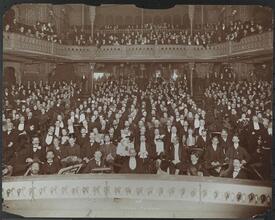 Audiences, Casino Theatre, 39th St. & Broadway.