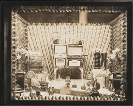 [Display window, gas appliances.]