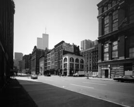 [Looking south on Hudson Street to Harrison Street.]