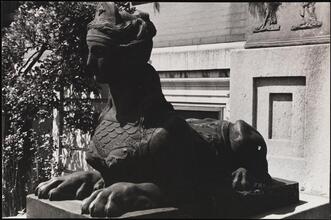 Sphinx, Washington Square.
