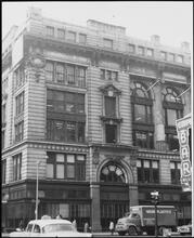 [6th Avenue at 21st Street.]