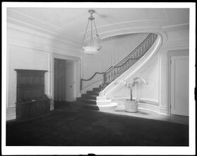 8 East 79th Street. H.  Schniewind residence, entrance hall.