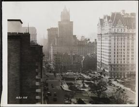 [5th Avenue and 59th Street, looking south.]