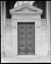 42nd Street and 5th Avenue. New York Public Library, detail of Bronze entrance door.