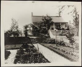 [Garden view of the Dyckman House.]