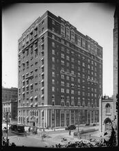 10th Street and 5th Avenue, S.W. corner. Apartment house.