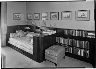 Residence of Mrs. Radclyffe Romeyn. 120 East End Avenue.