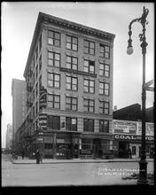 7th Avenue and West 21st Street.