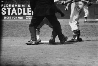 Brooklyn Dodgers vs. Cincinnati Reds