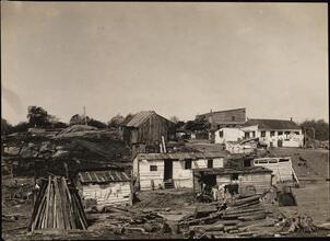 [5th Avenue and 101st Street.]