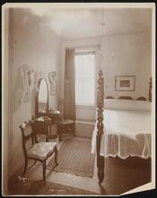 Residence, Mrs. Elliott.