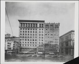 East Side of Fifth Ave. from 38 to 37 Sts.