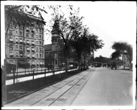 B'way & 70th St. north