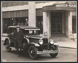 Warren-Nash Motor Corp. 400 Series 100,000th Car, with Mr. Warren.