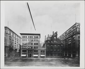 East Side of Fifth Ave. from 40 to 39 Sts.