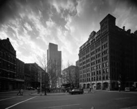 [Duane Park with Schepp Building on right.]