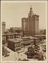[City Hall and the Municipal Building.]