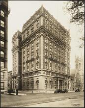 [74th Street and Central Park West. The Kenilworth apartments and hotel.]