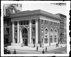 2nd Avenue at the N.E. corner of 14th Street. Mechanics and Metals Bank.