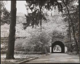 [Embankment of Old Croton Aqueduct over Barney Brook.]