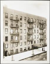 152 East 84th Street. Apartment building