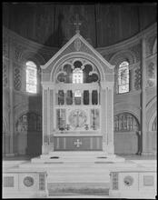 West 92nd Street. St. Agnes Chapel altar.