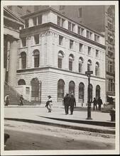[Wall Street and Broad Street.]