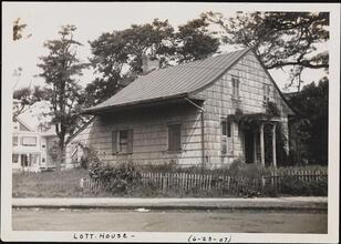 Lott House.