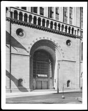 110 East 42nd Street. Bowery Savings Bank. Detail of entrance.