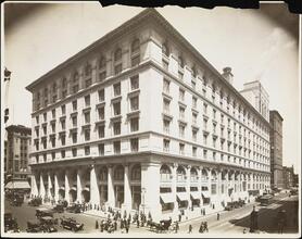 [5th Avenue and 34th Street.]