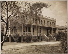 Gracie Mansion.