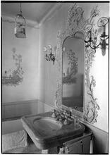 Mrs. Edgar Leonard [residence]. Mrs. Leonard's bathroom.