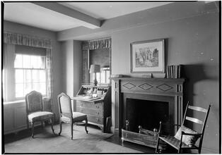 James Cushman [residence]. 815 Fifth Avenue, N.Y.C. Fireplace, living room.