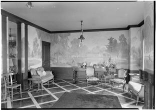 Faris R. Russell [residence]. Sky room to table.