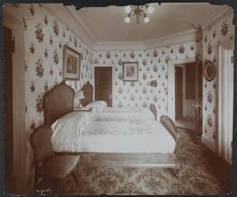 Knickerbocker Hotel.